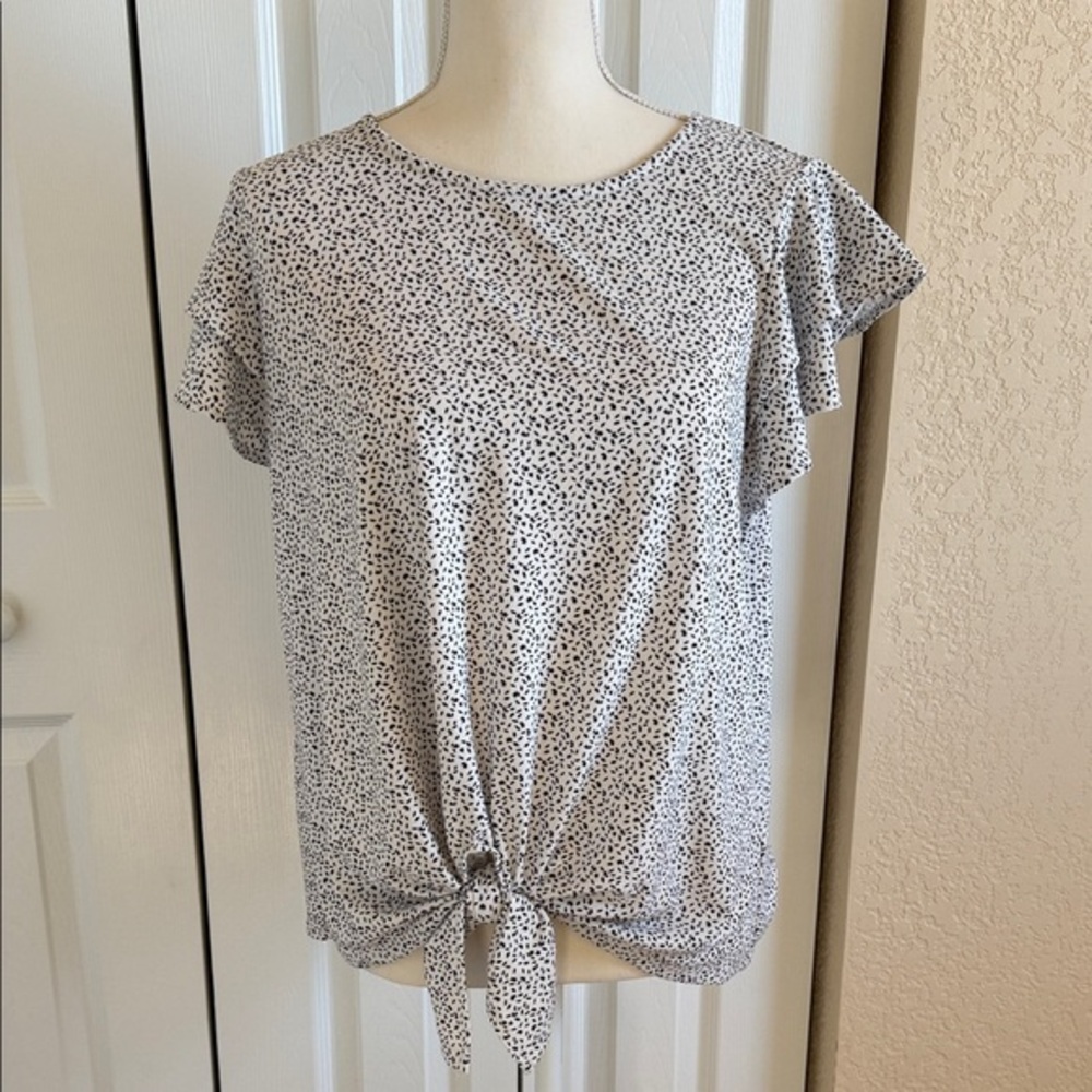 Adrianna Papell Black and White Tie-Front Top